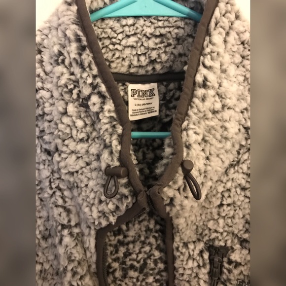 Victoria’s Secret PINK Sherpa - Picture 4 of 7
